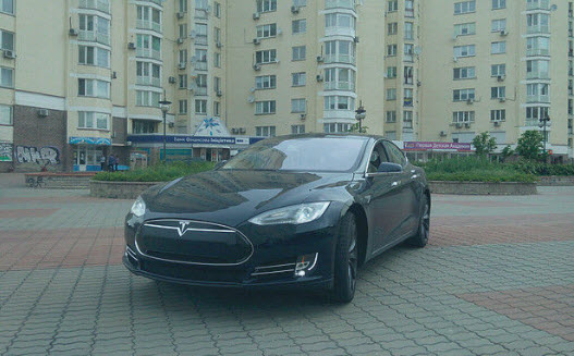Самый известный электрокар Tesla Model S