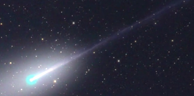 Зеленая комета пройдет недалеко от Земли
